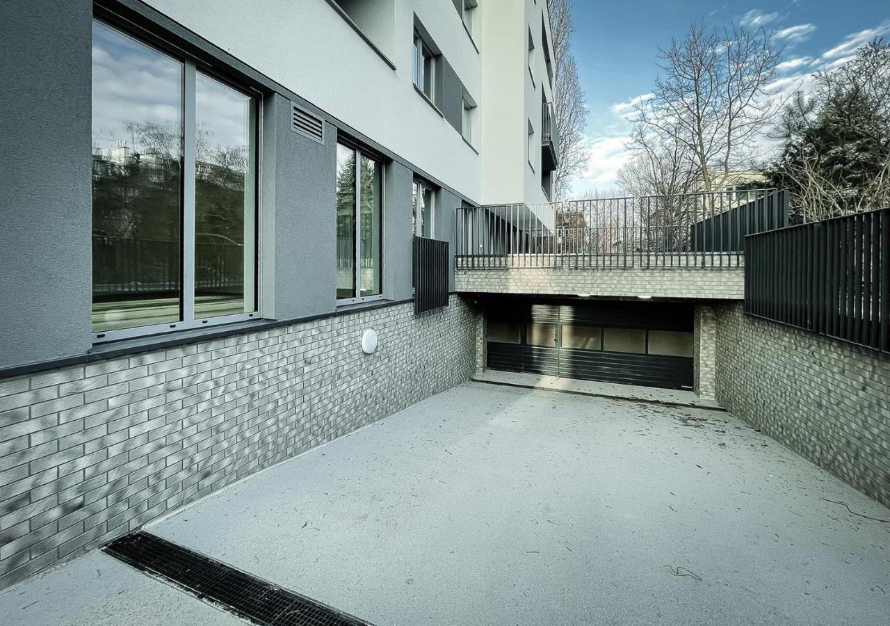 Apartament Clever 2 Kamienica Grochow Varşovia Exterior foto